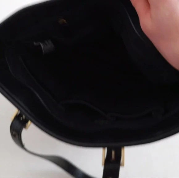 Liz Claiborne vintage black leather purse - Picture 8 of 8